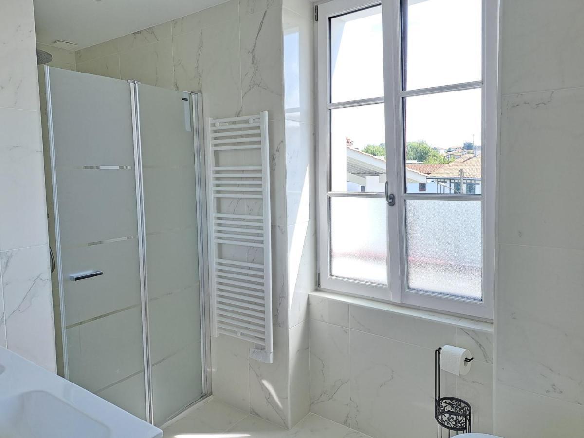 Superbe Appartement T3 Au Centre Plage .Parking Hendaye Ngoại thất bức ảnh